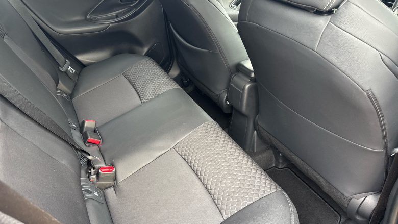 Toyota Yaris 1.5 Hybrid Excel 5dr CVT Hybrid Hatchback